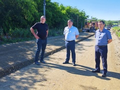 Дорожное строительство в действии! 🚧    